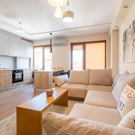 Apartment 1 Bedroom *